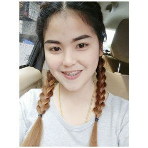 Praew Pooklook profile icon