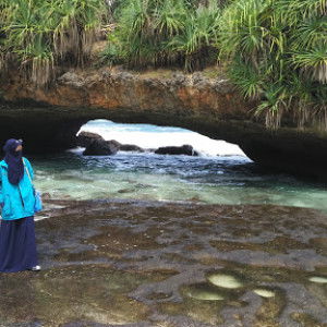 Alfiyah nur rohmatin profile icon