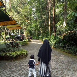 Trie Indriani Partiwi profile icon