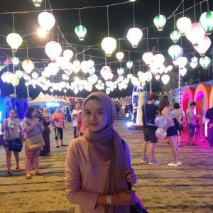 Farah Farina profile icon