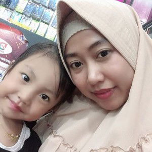 Arum Ndari Septiani profile icon