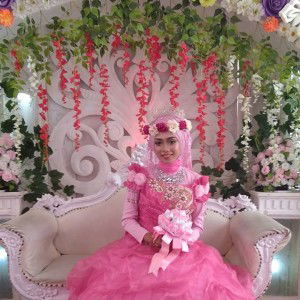 Arum Dewi profile icon