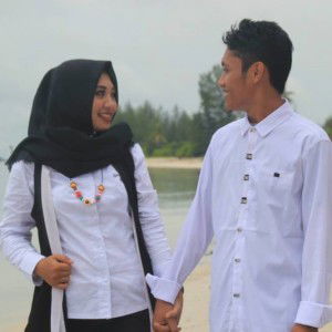 Aciie Dheasy profile icon