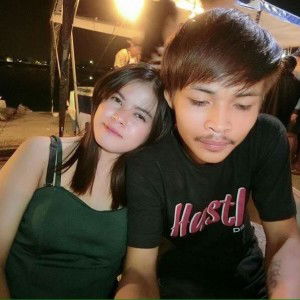 ปอเช่ อิ้อิ้ profile icon