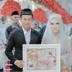 Eka Desi Ana profile icon