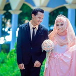 Dewi Agustina Al Fansyauriy profile icon