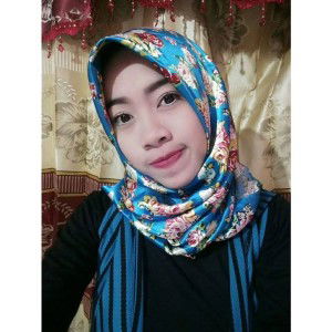 Putri Allail profile icon