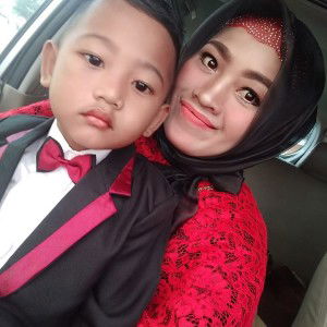 Vivi Kurniawati profile icon