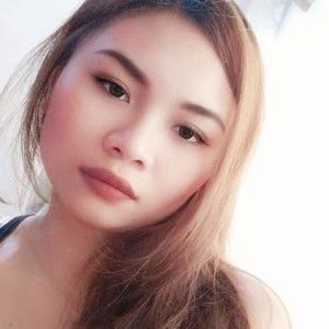 Adrienne Reyes Capulong profile icon