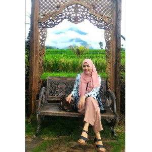 Dina Ayumersi profile icon