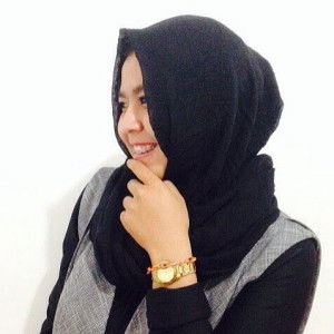 diny ahmad profile icon