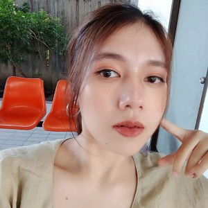 Nicha Mouy profile icon