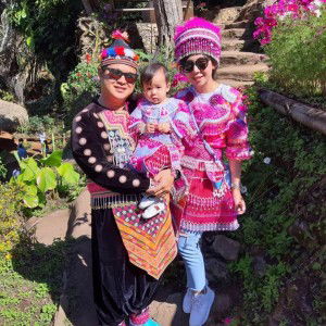 แม่พลอย น้องพิมพ์ profile icon