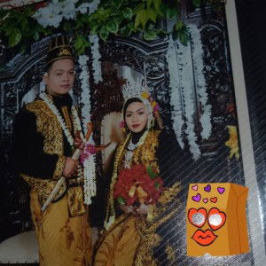 Dhina Lestary profile icon