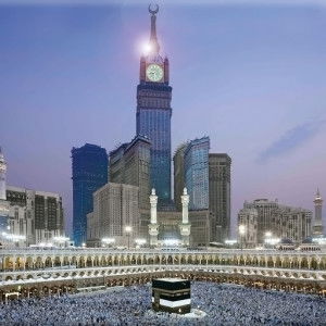 achmani fauziah profile icon