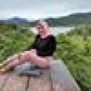 Vivera Mkdmpit profile icon