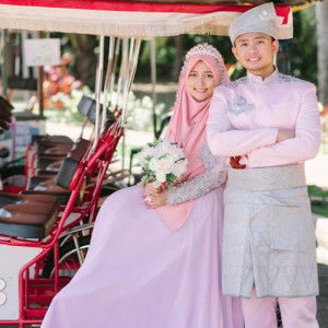 zahra aziz profile icon