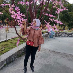 Ria Nathania profile icon