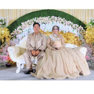 Dini Eka Saputri profile icon