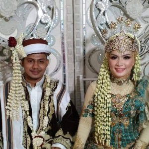 نجوی العيدروس profile icon