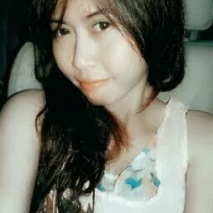 indah yuliantina profile icon