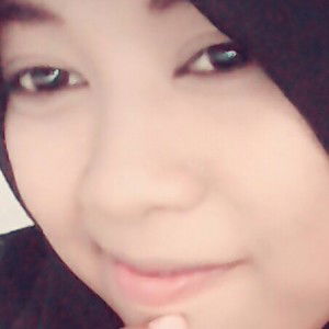 Indah Sari profile icon