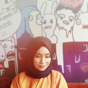 Dewi Sinta profile icon