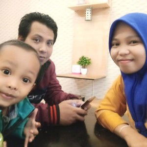 Sri Wahyuni profile icon