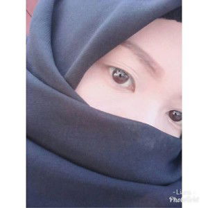 Lia Alfians profile icon