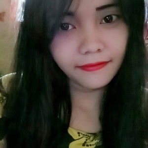 Dessi Aryani Saputri profile icon