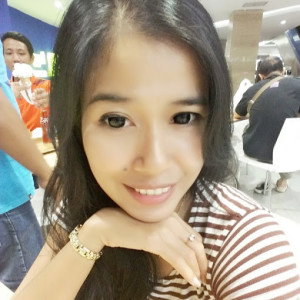 Ari Susanti profile icon