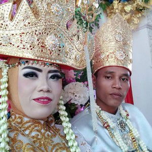 Ervina Maulana profile icon