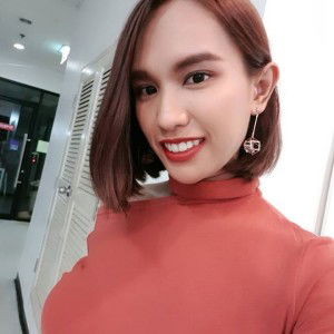 Thanida Tangploy profile icon