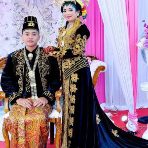 Retno Wulandari profile icon