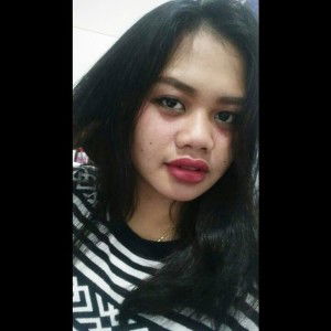 Dewi Anasari profile icon