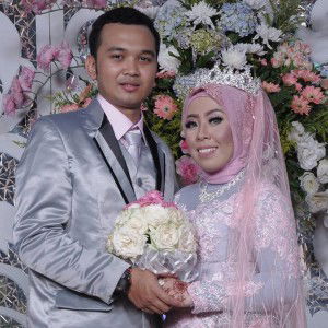 Selly Novita Riani profile icon