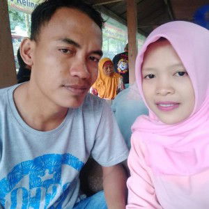 Sri Atun profile icon