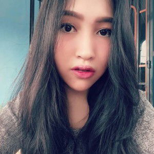 Raja Fitriyani profile icon