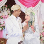 Putri Dheghel profile icon