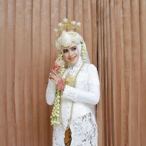 Ida Farida profile icon