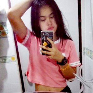 อยู่ที่จะ มอง profile icon