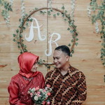 Atik Khumairoh Roziq profile icon