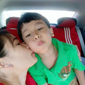 Kat Amnukkhun profile icon