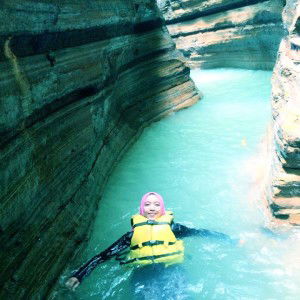 Riszka Fauziah profile icon