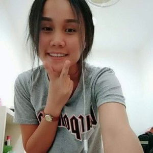 ไม่รัก แล้วใช่มั้ย profile icon