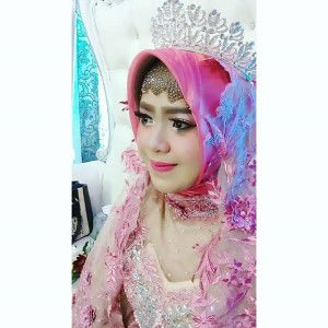 Indriyanti Oktaviani profile icon