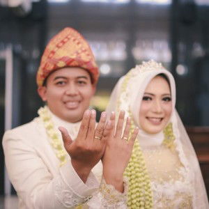 Woro Ayu Wigati profile icon