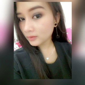 Diina Aprilia profile icon