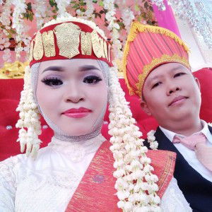 Eviani Lumban Gaol profile icon