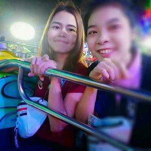 พลอยมี่' ตัวเร๊ก น้ะน้ะ profile icon